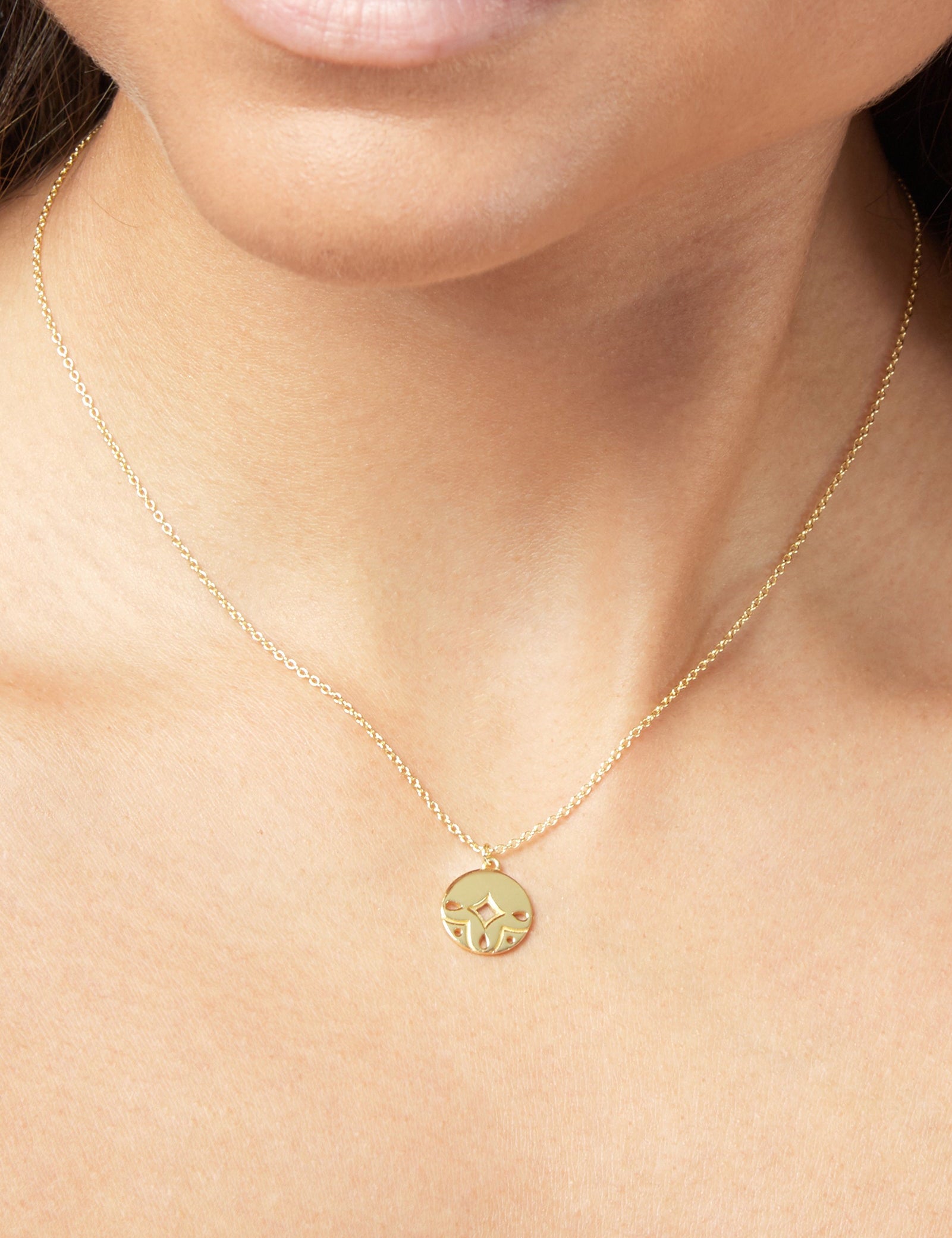 Pastiche  Villa Necklace - J1122YG_40